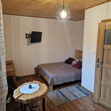 Osada Modrzewiowe Wzgorze - Podgrzewany Basen Zewnetrzny, Bieszczady, Wankowa, Solina, Polanczyk Ustrzyki Dolne Exterior photo