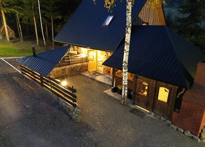 Osada Modrzewiowe Wzgorze - Podgrzewany Basen Zewnetrzny, Bieszczady, Wankowa, Solina, Polanczyk