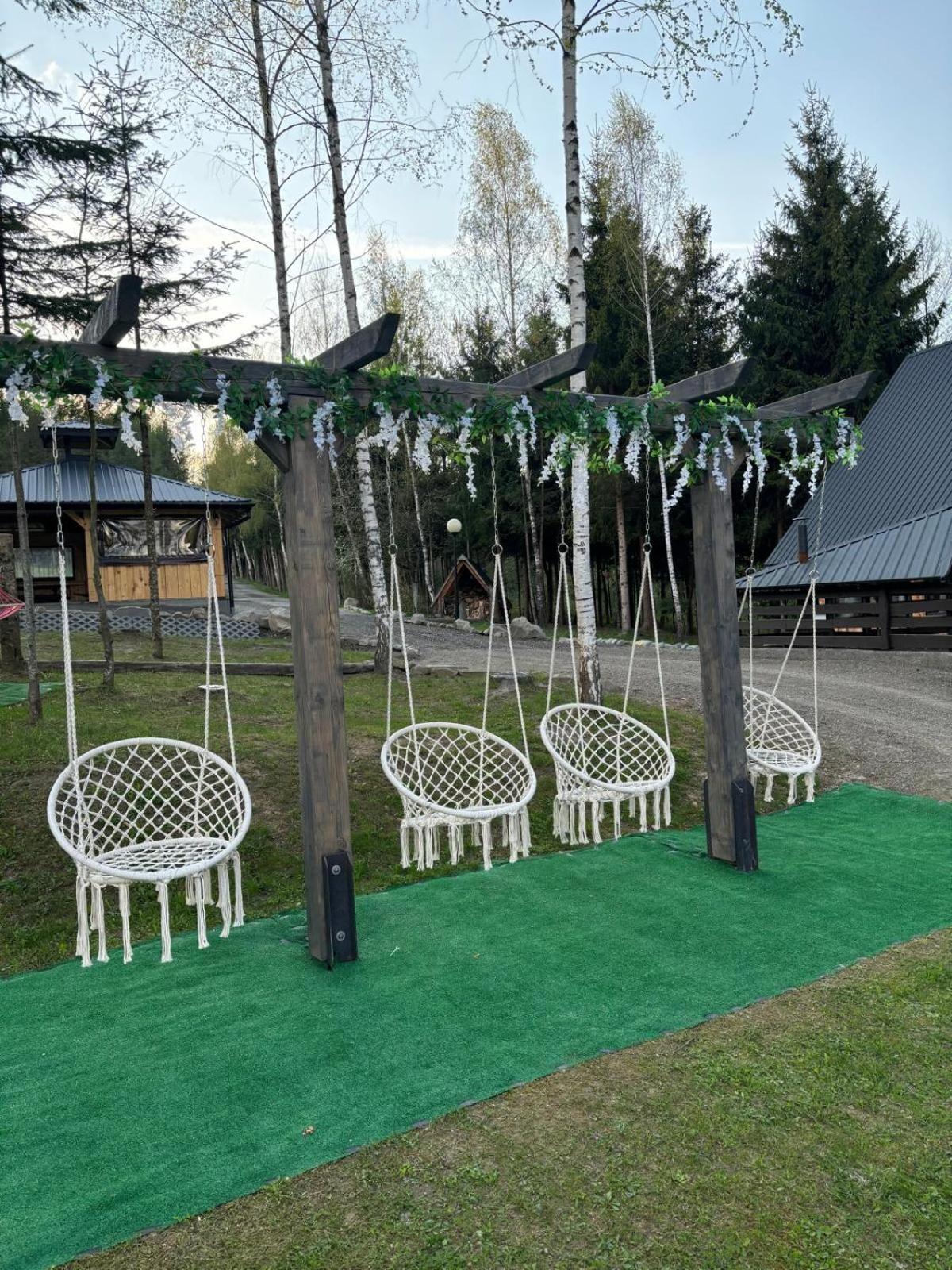 Osada Modrzewiowe Wzgorze - Podgrzewany Basen Zewnetrzny, Bieszczady, Wankowa, Solina, Polanczyk